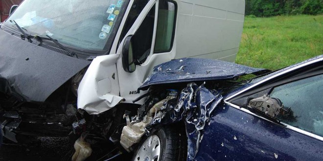 Accident între Călan și Haţeg. Două femei rănite grav Accident între Călan și Haţeg. Două femei rănite grav