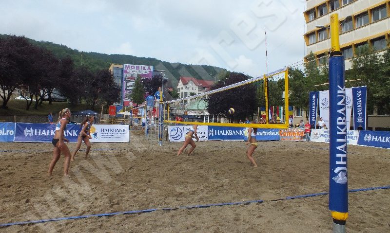 O medalie de aur şi una de bronz pentru echipele româneşti la Campionatul Balcanic de volei de plajă Under 20 O medalie de aur şi una de bronz pentru echipele româneşti la Campionatul Balcanic de volei de plajă Under 20