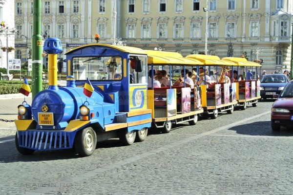 Program special pentru trenuleţul turistic din Arad Program special pentru trenuleţul turistic din Arad