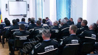 Poliţiştii locali din vestul ţării se specializează la Lugoj