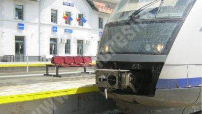CFR Călători suplimentează numărul de trenuri şi capacitatea de transport de Sfânta Maria