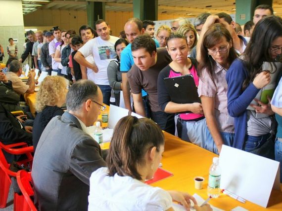 Bursa speranţei pentru absolvenţi Bursa speranţei pentru absolvenţi