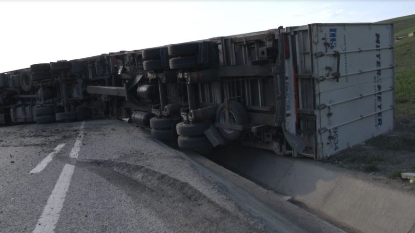 Atenţie şoferi! Trafic oprit pe DN 6, în Caraş-Severin Atenţie şoferi! Trafic oprit pe DN 6, în Caraş-Severin