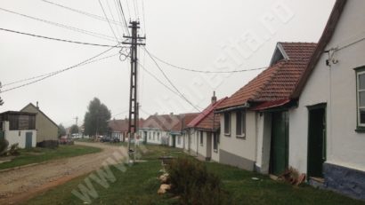 [AUDIO] Toamna se numără realizările. Apă potabilă la robinetele pemilor până la iarnă