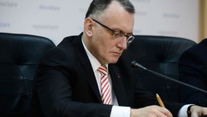 Ministrul Educaţiei, Sorin Câmpeanu: Au fost utilizate foarte puține teste antigen