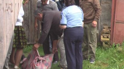 S-a spânzurat în pădurea Flotaţiei