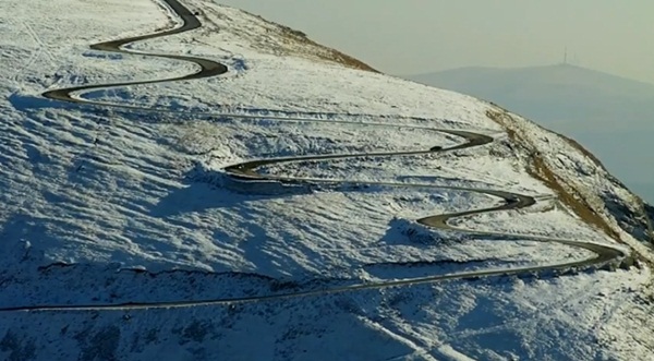 Pregătiri de iarnă pe Transalpina Pregătiri de iarnă pe Transalpina