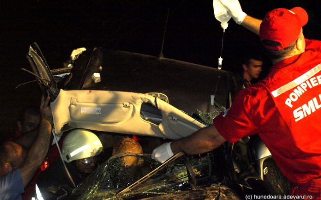 Tânără ucisă într-un accident mortal, provocat de un șofer băut