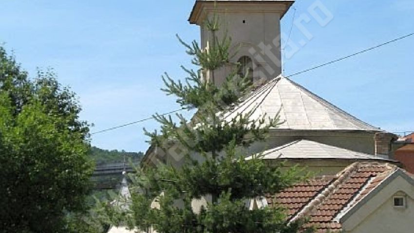 [AUDIO] În Caraş-Severin, Biserica ortodoxă retrocedează la mica înţelegere proprietăţile greco-catolicilor