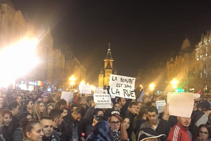 „Ne vrem țara înapoi”! „Ne vrem țara înapoi”!