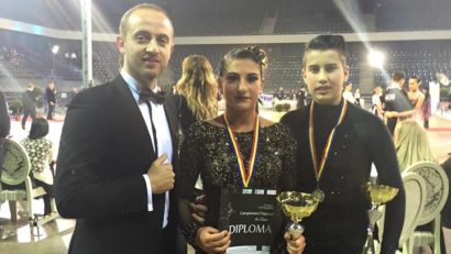 [UPDATE] Dansatorii reşiţeni au obţinut medalii la Campionatul Naţional de Dans Sportiv pe Clase Valorice