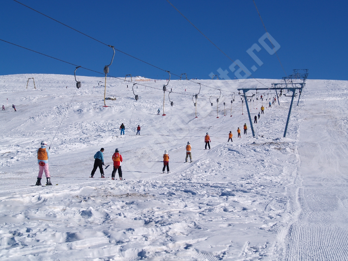 Cei Care Isi Doresc Un Revelion De Vis La Munte Mai Au O SansÄ Pe Muntele Mic Mai Sunt Locuri De Cazare Radio Romania ReÈiÈa