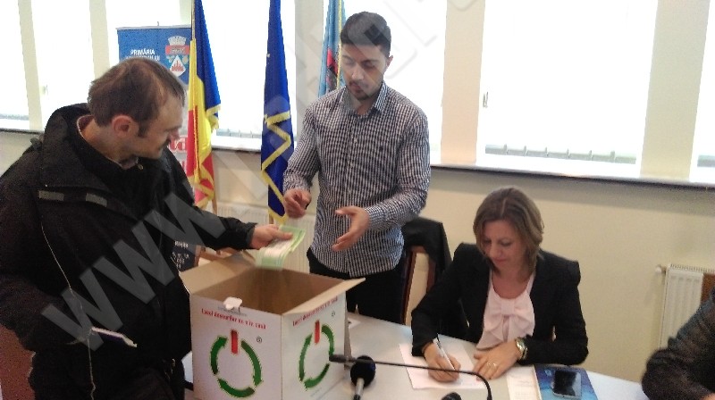 [FOTO] 5 tone de deşeuri electrice şi electronice s-au adunat din Reşiţa şi împrejurimi