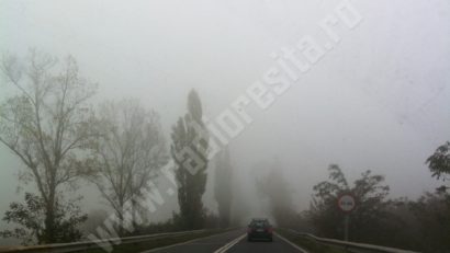 Cod galben de ceață în Caraș-Severin. Vizibilitate sub 200 metri