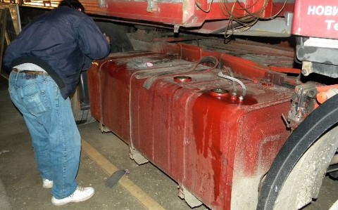 Atenţie la rezervoare, se fură combustibil Atenţie la rezervoare, se fură combustibil