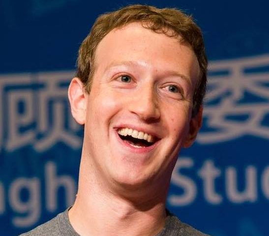 Prima poză postată de Mark Zuckerberg singur cu fiica sa Prima poză postată de Mark Zuckerberg singur cu fiica sa
