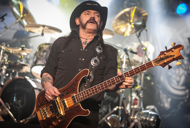 „Lemmy”, solistul trupei „Motorhead” a murit la vârsta de 70 de ani „Lemmy”, solistul trupei „Motorhead” a murit la vârsta de 70 de ani