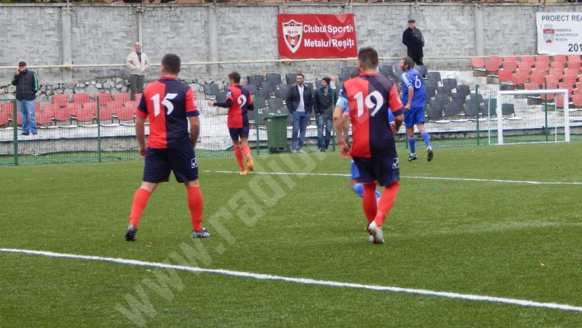 S-a schimbat antrenorul principal la CSM Şcolar Reşiţa, liderul Ligii a 4-a de fotbal Caraş-Severin S-a schimbat antrenorul principal la CSM Şcolar Reşiţa, liderul Ligii a 4-a de fotbal Caraş-Severin