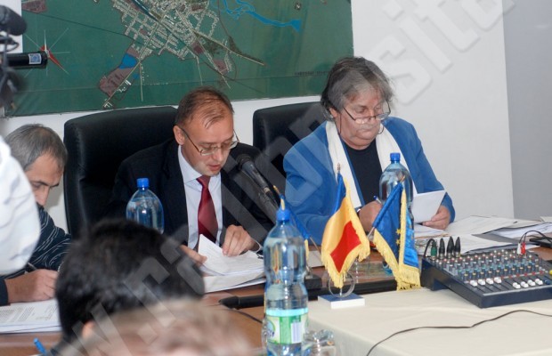 Prefectul de Timiș a validat schimbarea din funcţie a viceprimarului din Lugoj Prefectul de Timiș a validat schimbarea din funcţie a viceprimarului din Lugoj