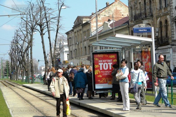 O tânără a născut într-o staţie de tramvai din Arad O tânără a născut într-o staţie de tramvai din Arad