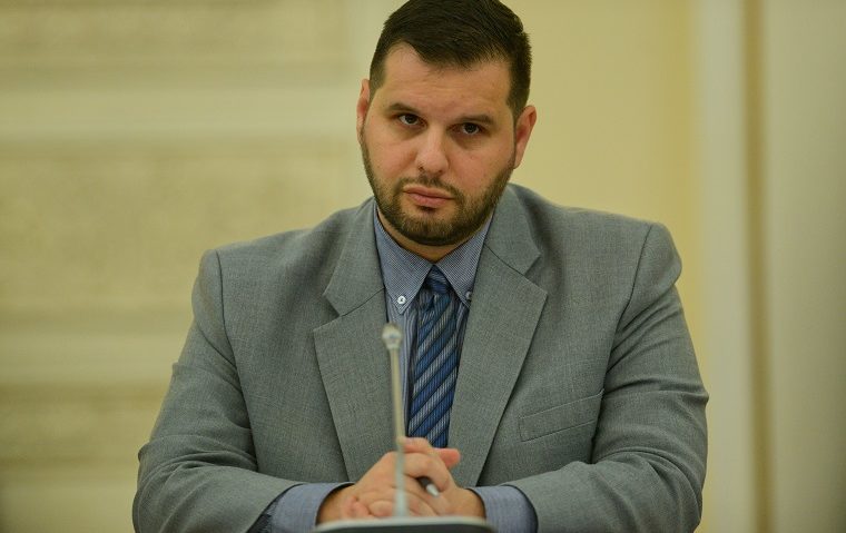 Stoenescu: România şi Serbia trebuie să coopereze pentru deschiderea unui institut cultural românesc la Belgrad Stoenescu: România şi Serbia trebuie să coopereze pentru deschiderea unui institut cultural românesc la Belgrad