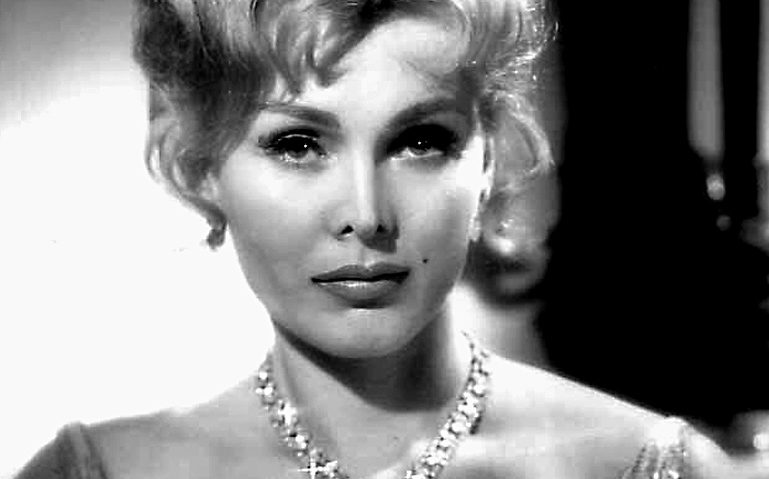 Zsa Zsa Gabor a fost internată într-un spital din California, în SUA Zsa Zsa Gabor a fost internată într-un spital din California, în SUA