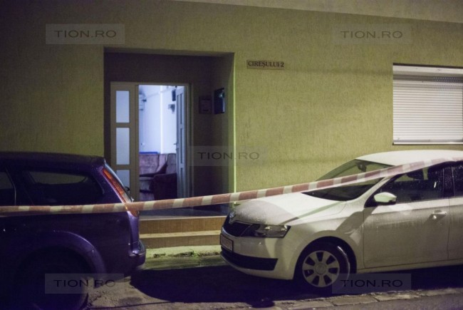 Scene de groază: O femeie a fost găsită moartă, cu gâtul tăiat Scene de groază: O femeie a fost găsită moartă, cu gâtul tăiat