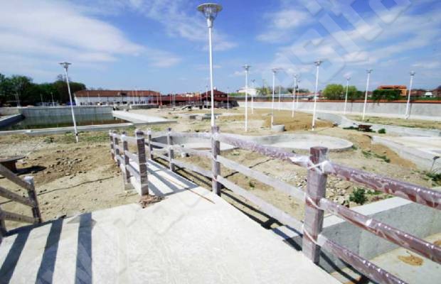 Primăria Lugoj vrea un alt constructor pentru ştrandul municipal Primăria Lugoj vrea un alt constructor pentru ştrandul municipal