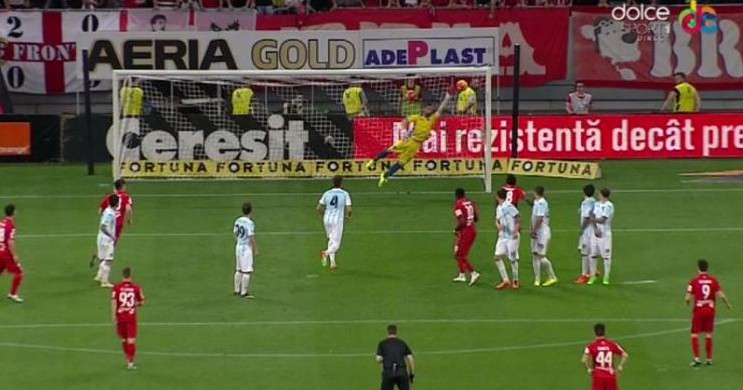 Dinamo a trecut de ASA, în play offul Ligii I de fotbal Dinamo a trecut de ASA, în play offul Ligii I de fotbal