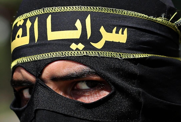 Un jihadist avertizează: „Mamă, nu ieşi luni în locuri în care este multă lume” Un jihadist avertizează: „Mamă, nu ieşi luni în locuri în care este multă lume”