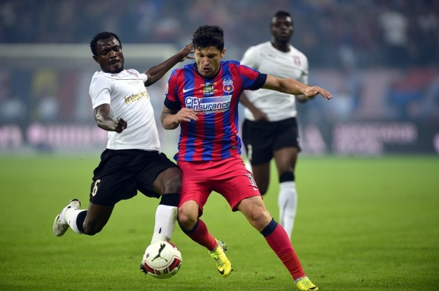Steaua s-a calificat în finala Cupei Ligii de fotbal Steaua s-a calificat în finala Cupei Ligii de fotbal