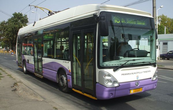 Mijloacele de transport au program special în noaptea de Înviere! Mijloacele de transport au program special în noaptea de Înviere!