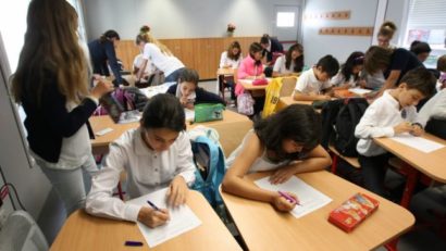 EVALUARE NAŢIONALĂ 2023: 1.979 de elevi din Caraş-Severin încep probele