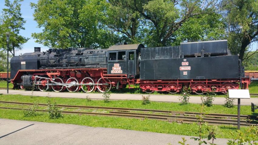 [VIDEO-FOTO-AUDIO] EXCLUSIV: Muzeul de locomotive cu abur din Reşiţa va fi vândut pe bucăţi. Primăria a luat act de intenţie