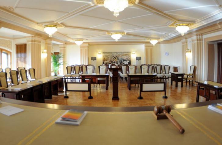 CCR despre statutul aleșilor: Condamnarea în sine este cea care determină pierderea integrității CCR despre statutul aleșilor: Condamnarea în sine este cea care determină pierderea integrității