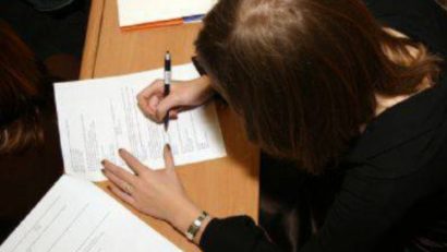 Caraş-Severin: 95 de profesori debutanţi susţin miercuri proba scrisă a examenului de definitivat