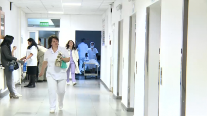 Neglijență sau nepăsare din partea medicilor din Caraș-Severin? Femeie tratată de pneumonie, deși avea cancer