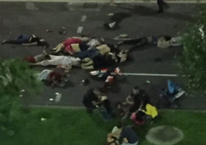 Ambasada României la Paris declară că nu există informaţii legate de eventuale victime cetăţeni români Ambasada României la Paris declară că nu există informaţii legate de eventuale victime cetăţeni români