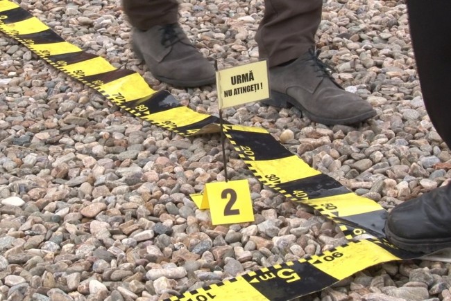 Şeful Secţiei de Poliţie Ineu, găsit spânzurat Şeful Secţiei de Poliţie Ineu, găsit spânzurat