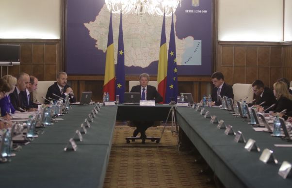 Guvernul a aprobat sprijinul financiar pentru românii afectaţi de cutremurul din Italia Guvernul a aprobat sprijinul financiar pentru românii afectaţi de cutremurul din Italia