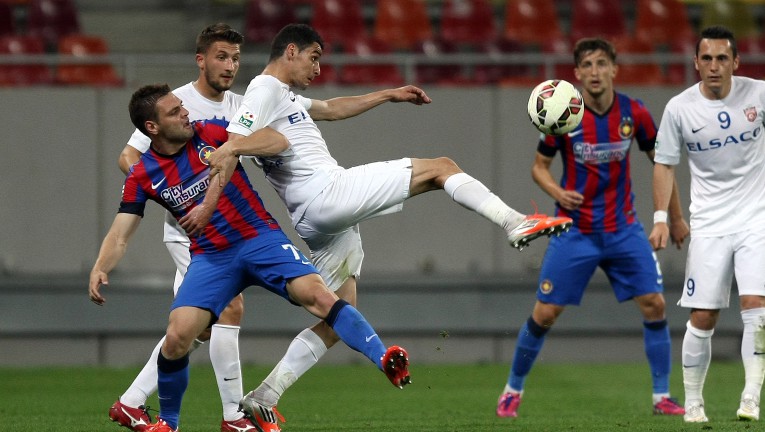 Steaua București a învins-o pe FC Botoșani în prima partidă din etapa a patra a Ligii I de fotbal Steaua București a învins-o pe FC Botoșani în prima partidă din etapa a patra a Ligii I de fotbal