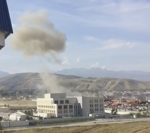 Explozie la Ambasada Chinei din Kârgâzstan: Un mort și mai mulți răniți Explozie la Ambasada Chinei din Kârgâzstan: Un mort și mai mulți răniți