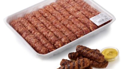 Asociaţia Română a Cărnii: Românii vor pune pe grătare peste 30 de milioane de mici