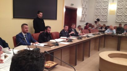 Ședința Consiliului Judeţean Caraş-Severin s-a desfășurat, PNL nu a votat