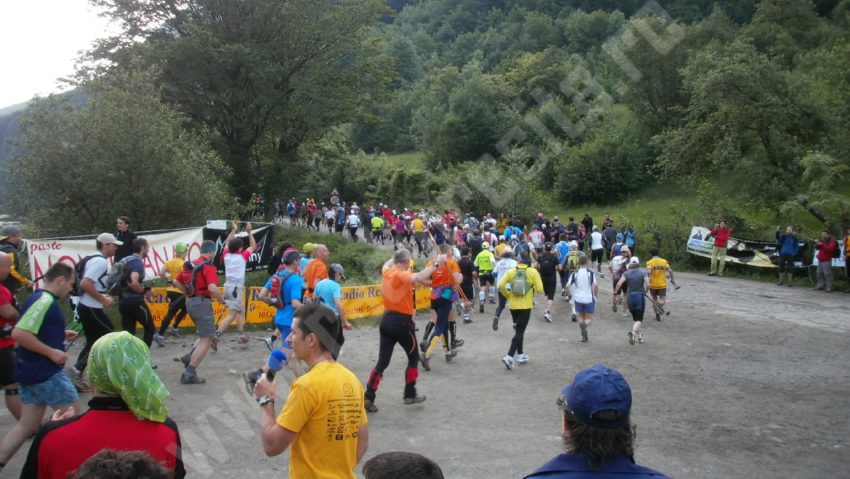 Hercules Maraton: 400 de participanţi din România, Serbia şi Austria în alergare pe cărări montane! Hercules Maraton: 400 de participanţi din România, Serbia şi Austria în alergare pe cărări montane!