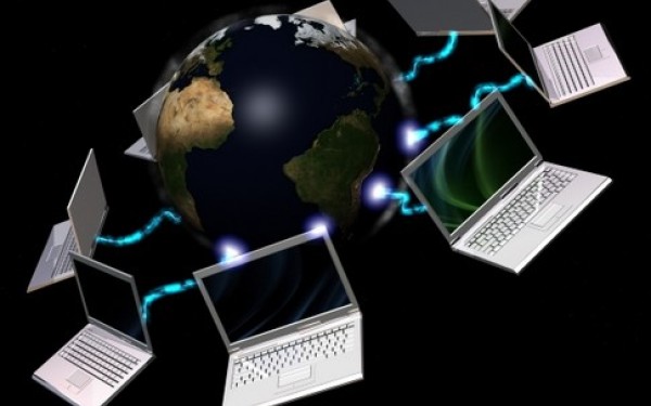 Pericolul din spatele internetului Pericolul din spatele internetului