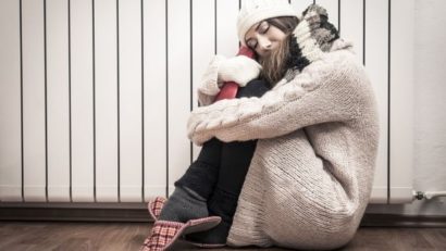 Mii de locuinţe din Londra şi împrejurimi au rămas fără apă din cauza spargerii ţevilor îngheţate