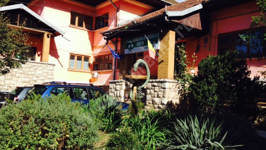 Terapie prin frig la Spitalul Judeţean de Urgenţă din Reşiţa! Pacienţii tremură în saloane! Terapie prin frig la Spitalul Judeţean de Urgenţă din Reşiţa! Pacienţii tremură în saloane!