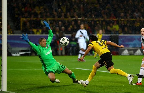 Istorie la Dortmund: Record de goluri în Liga Campionilor Istorie la Dortmund: Record de goluri în Liga Campionilor