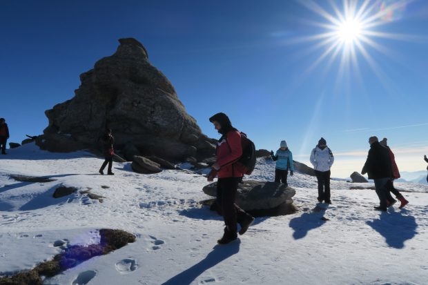 Vine zăpada! Minivacanţa de 1 Decembrie aduce nămeţi în staţiunile montane din Caraş-Severin Vine zăpada! Minivacanţa de 1 Decembrie aduce nămeţi în staţiunile montane din Caraş-Severin